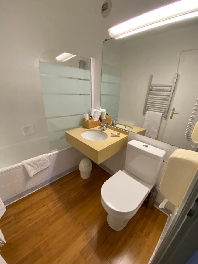 Savoie Hotel Aux Portes De Geneve Saint-Julien-en-Genevois Eksteriør billede
