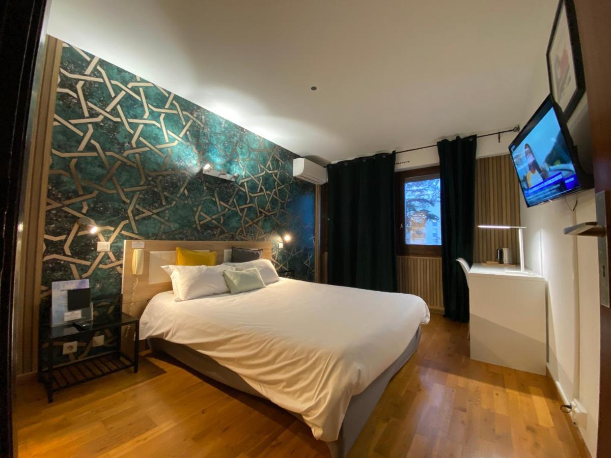 Savoie Hotel Aux Portes De Geneve Saint-Julien-en-Genevois Eksteriør billede