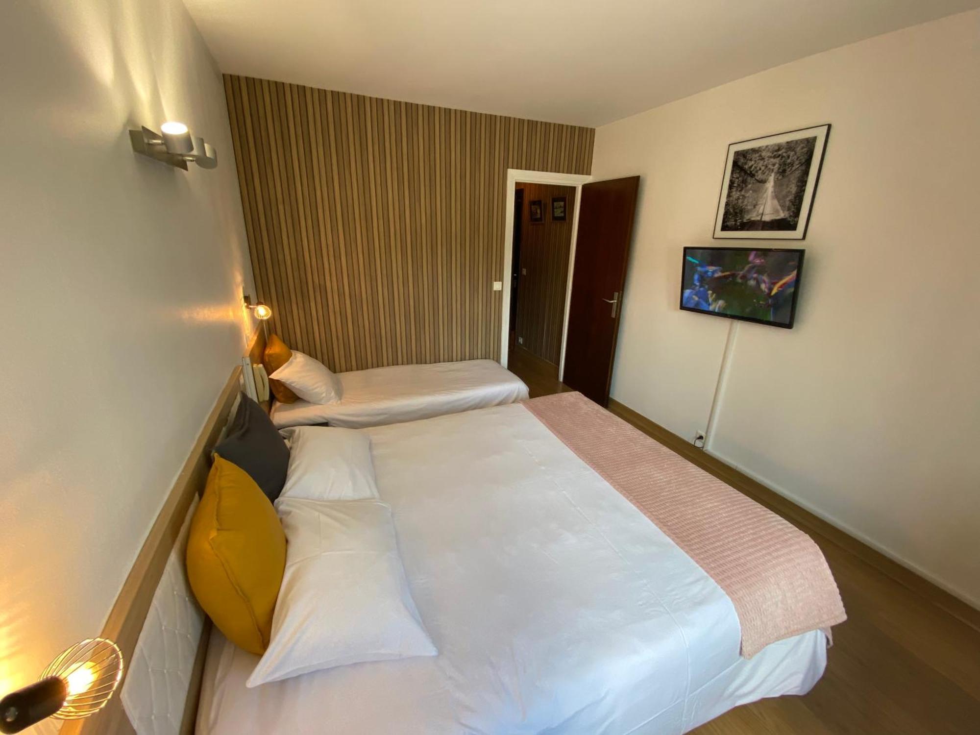 Savoie Hotel Aux Portes De Geneve Saint-Julien-en-Genevois Eksteriør billede