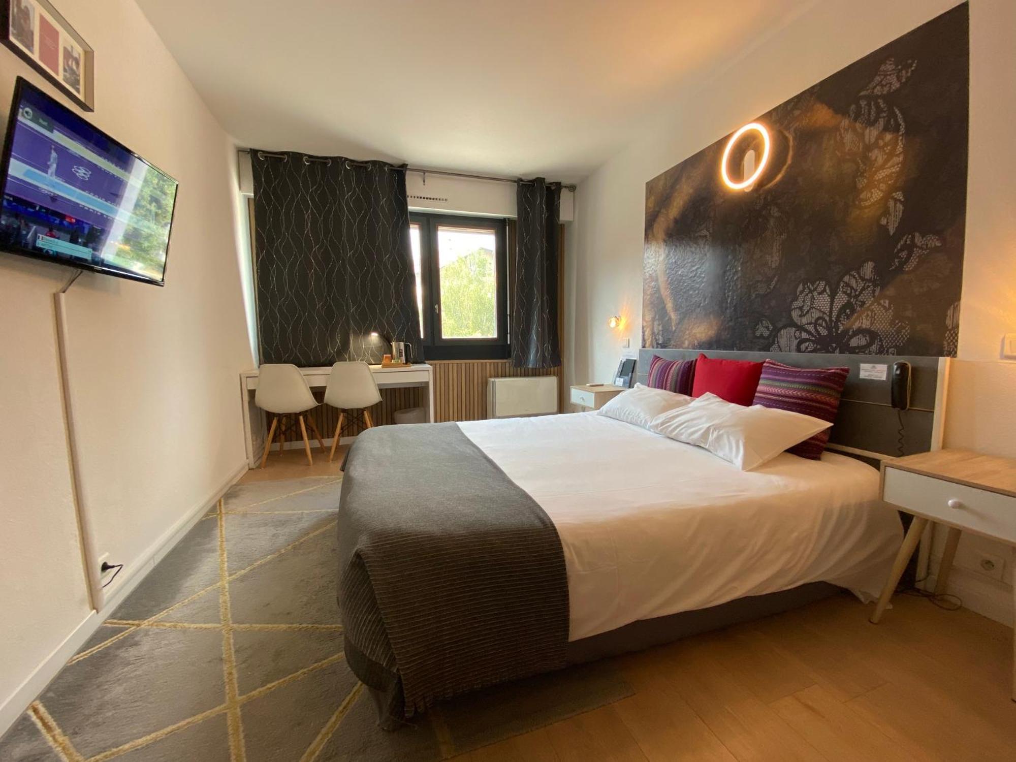 Savoie Hotel Aux Portes De Geneve Saint-Julien-en-Genevois Eksteriør billede